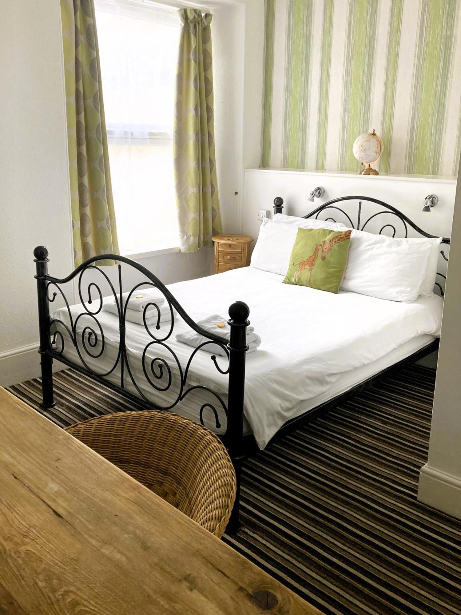 Donnington Guesthouse Truro Extérieur photo